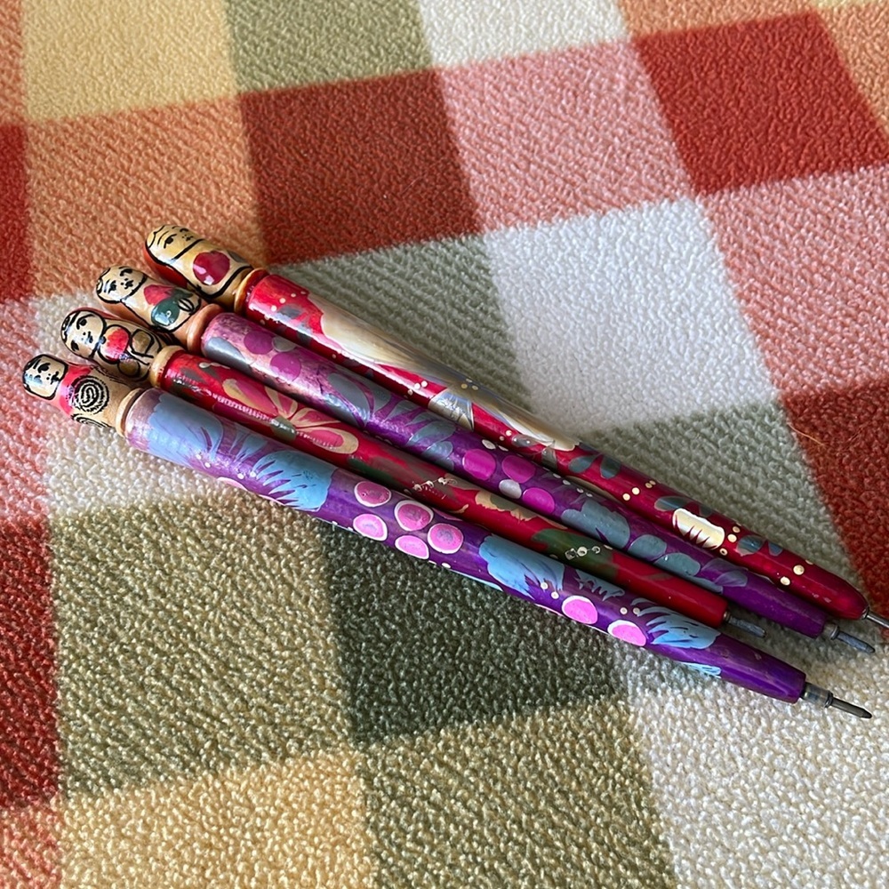 Four Painted Nesting Doll Pens - Picture 3 of 6